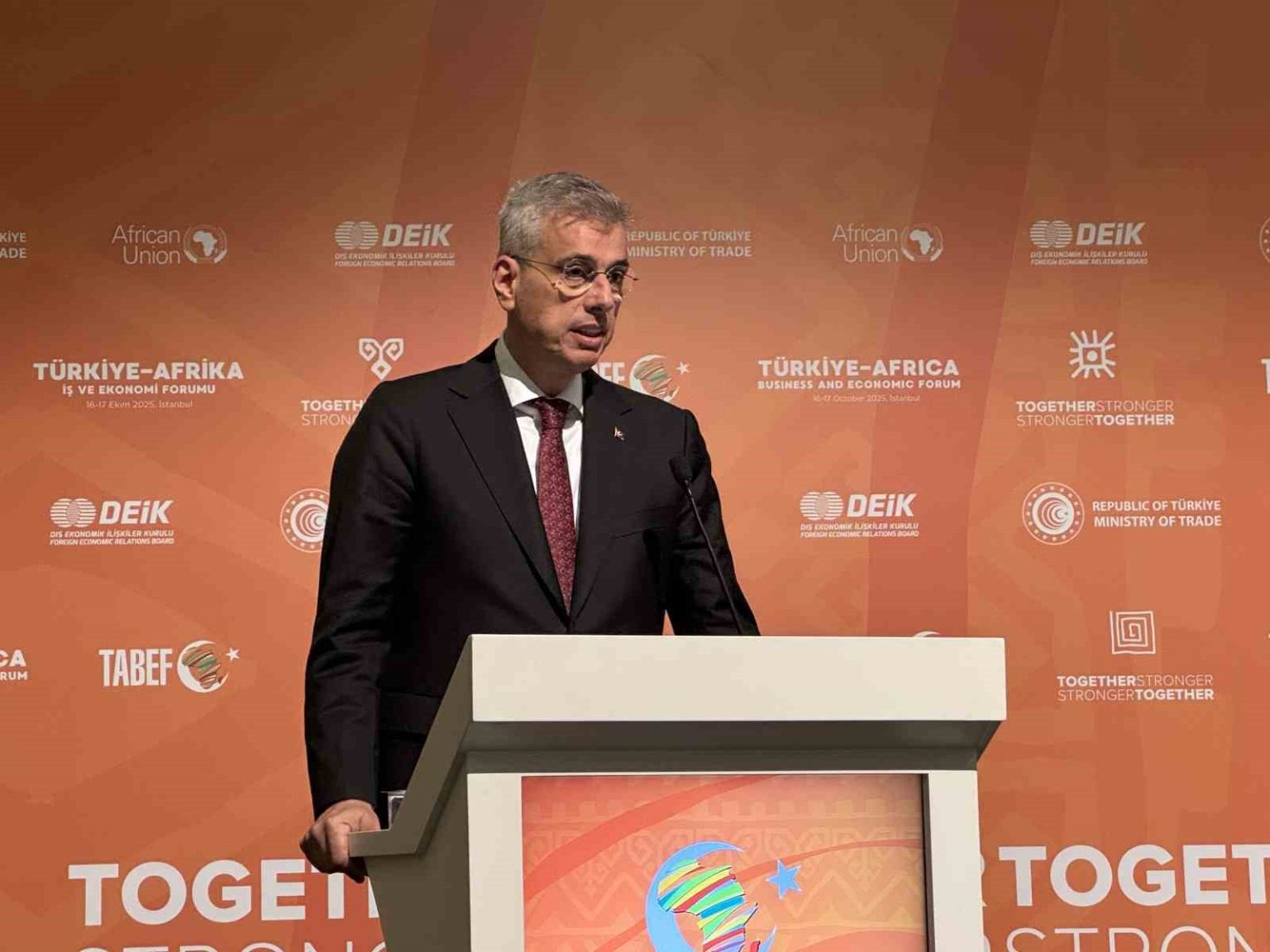 saglik-bakani-memisoglu-turkiye-yalnizca-saglik-hizmet-sunumunda-degil-uretim-alaninda-da-kararlilikla-ilerliyor