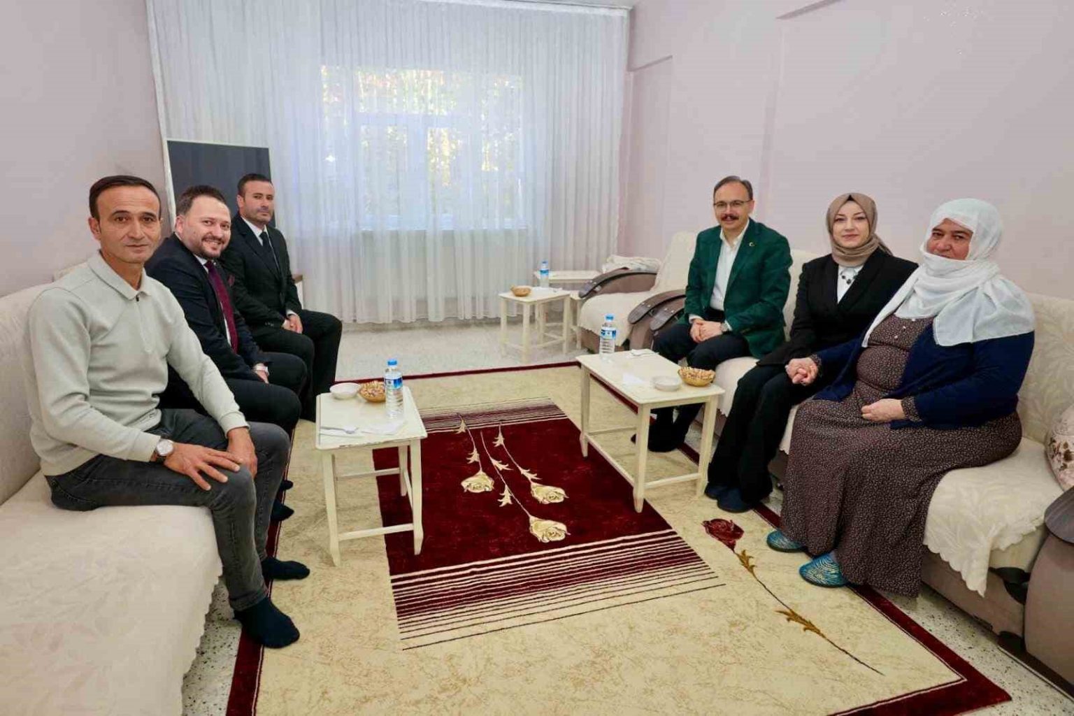 siirte-vefa-ve-minnet-bulusmasinda-sehit-aileleriyle-bir-araya-gelindi