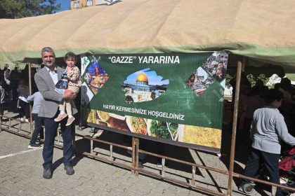 siverekte-gazze-yararina-etkinlik-duzenlendi