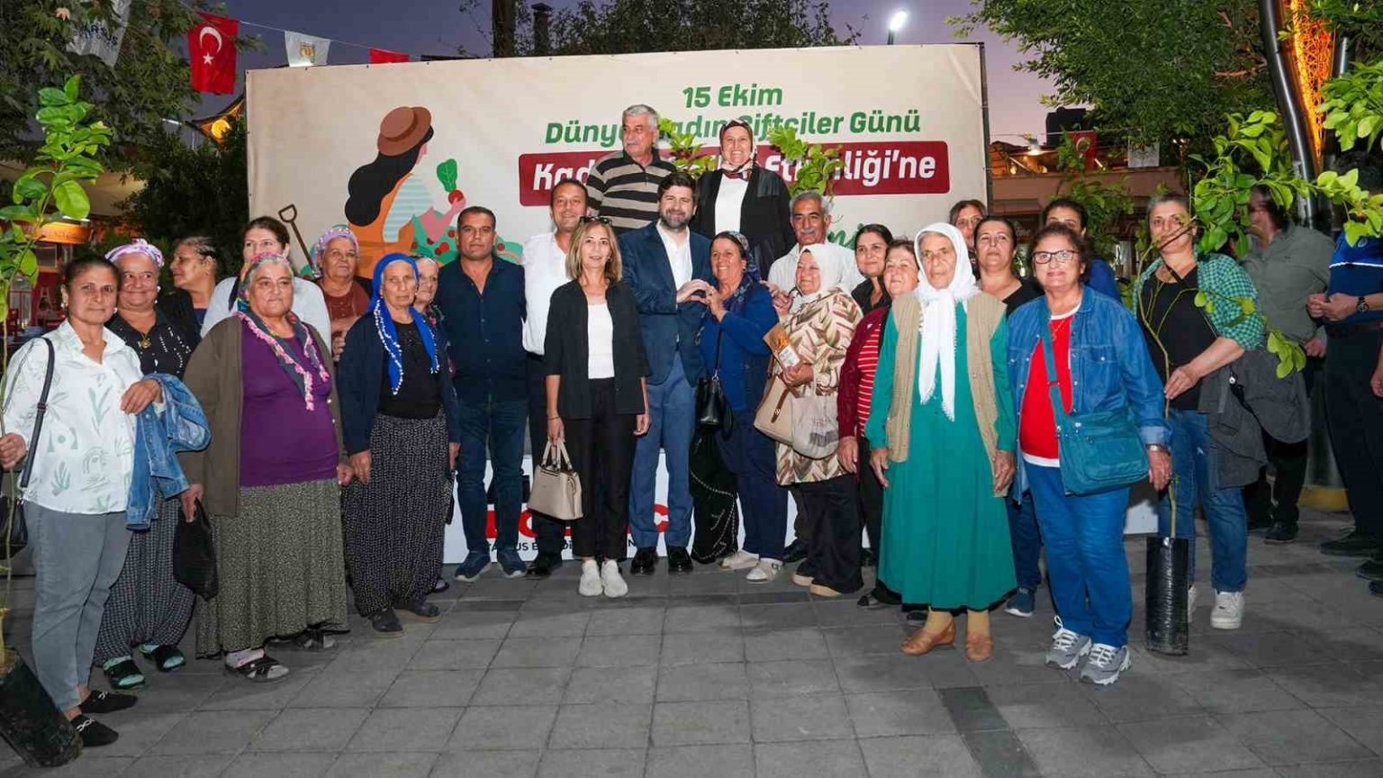 tarsusta-kadin-ureticilere-fidan-destegi