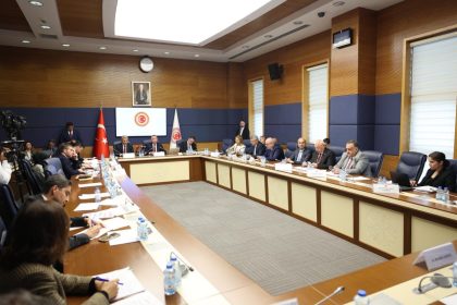 tbmm-disisleri-komisyonu-baskani-oktay-sdgnin-suriye-ile-butunlesmesinin-en-kisa-zamanda-gerceklesmesi-gerekmektedir