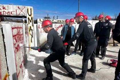 tekirdagda-afad-ekiplerinden-kentsel-arama-kurtarma-egitimi