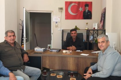 akdenizde-muhtarlik-isleri-mudurlugu-mahallelerin-sorunlarini-sahada-dinliyor