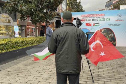 arnavutkoyde-gazze-icin-tek-yurek