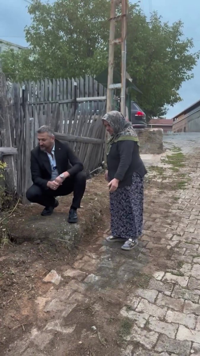 baskan-civanin-samimi-tavirlari-sosyal-medyada-ilgi-goruyor