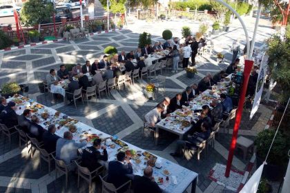 baskan-ozel-muhtarlarla-kahvaltida-bir-araya-geldi