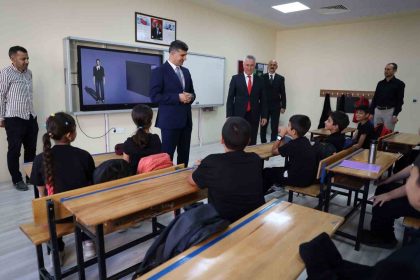 baskan-vekili-sener-egitim-gelecegimizin-en-onemli-yatirimidir