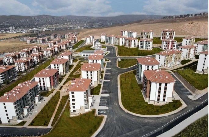 baybatur-toki-tarafindan-manisaya-7-bin-80-yeni-konut-yapilacak