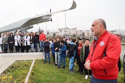 canikte-ozdemir-bayraktara-duygu-dolu-anma