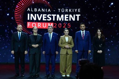 cumhurbaskani-yardimcisi-yilmaz-arnavutlukla-ikili-ticaret-hacmimizi-2-milyar-dolar-seviyesine-yukseltmeyi-hedefliyoruz