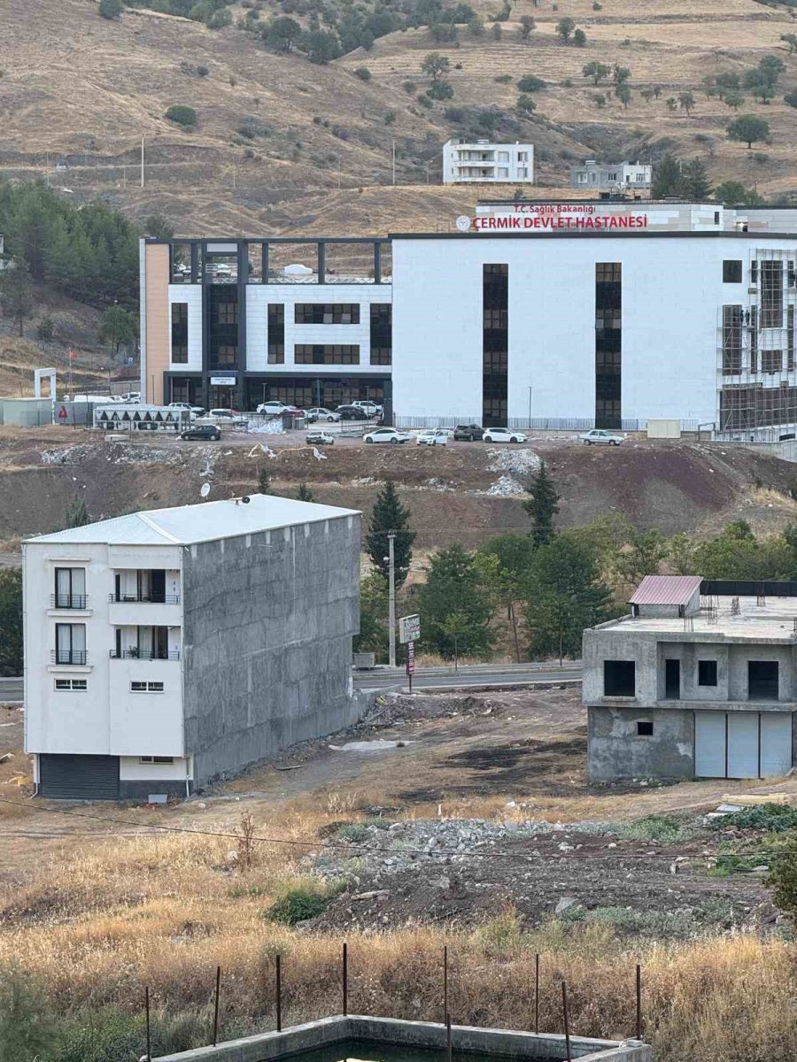 diyarbakirda-dugunde-silahli-kavga-1-yarali