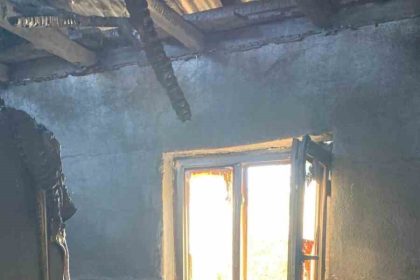 elazigda-bir-ev-yanginda-yanarak-kul-oldu