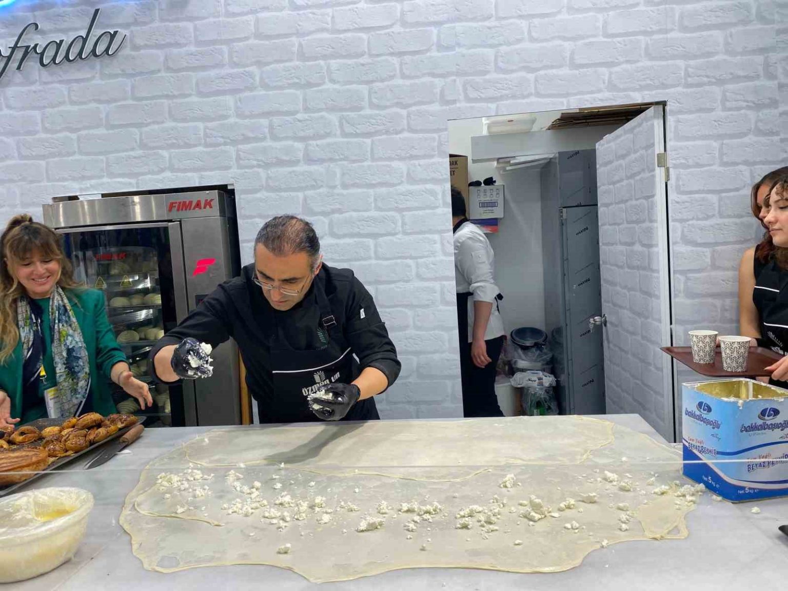 en-tatli-fuar-ankaralilari-agirlamaya-devam-ediyor
