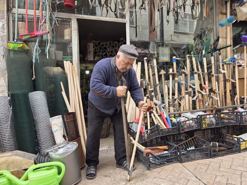 eskiden-her-yil-ev-ve-arsa-aldiran-meslekte-su-anda-cirak-yetismiyor