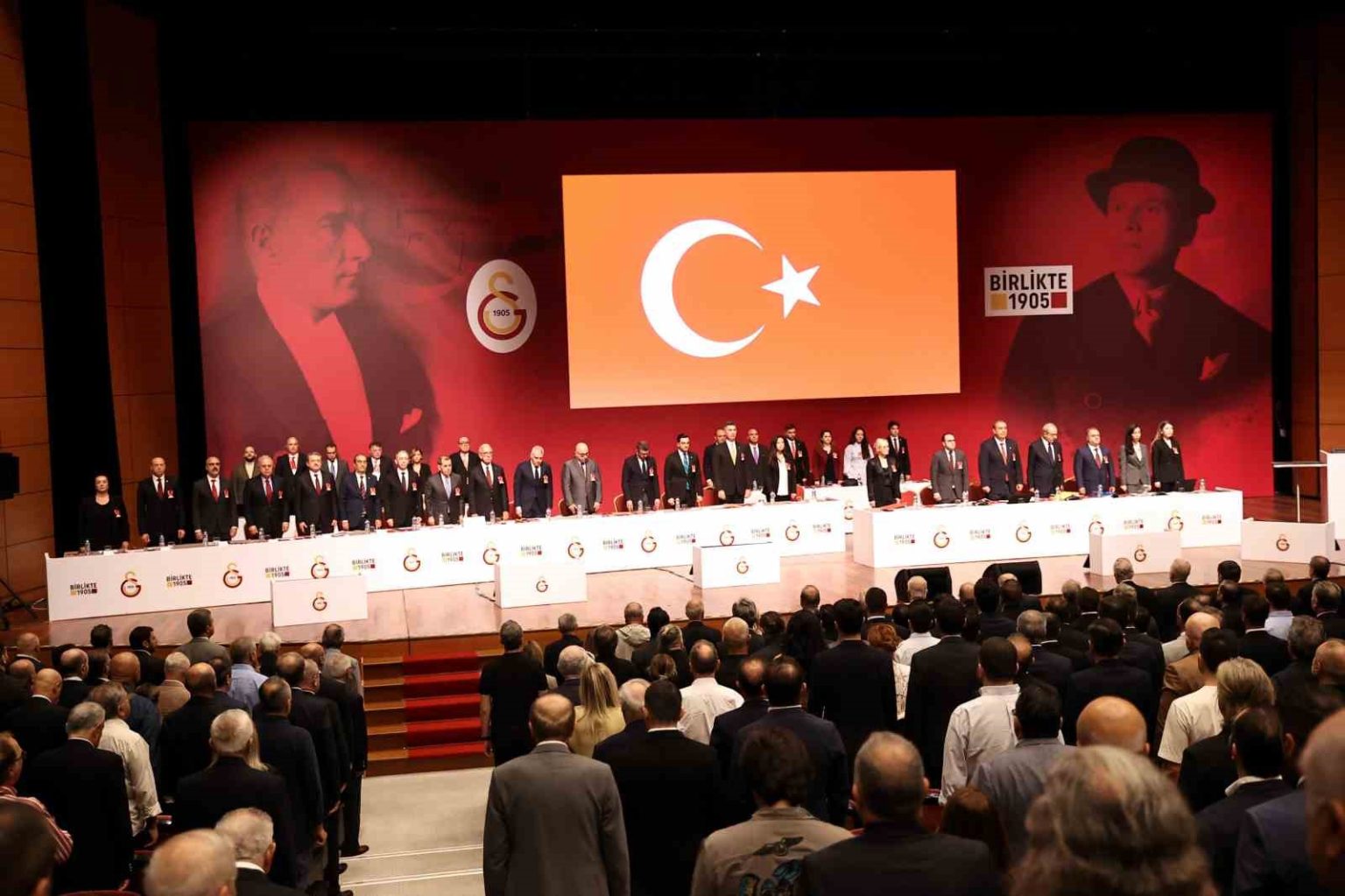 galatasaray-yillik-olagan-genel-kurul-toplantisi-yarin-yapilacak