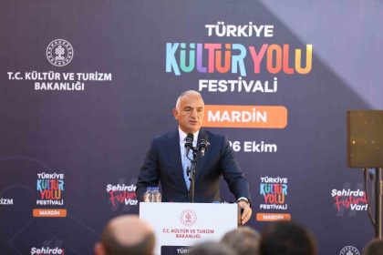 kultur-ve-turizm-bakani-ersoy-gelecek-sene-4-ilimizi-daha-ekleyerek-senliklerimizi-9-sehrimizde-duzenleyecegiz