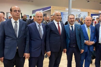 malatya-is-insanlari-platformu-istanbuldaki-malatya-tanitim-gunlerinde-hemsehrileriyle-bulustu