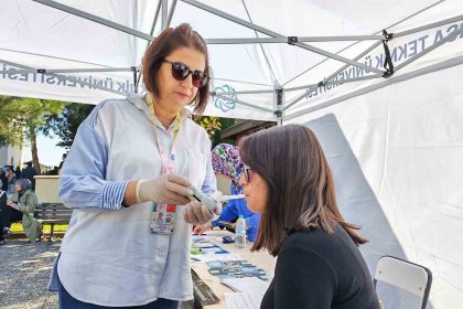 mobil-ekipler-vatandaslari-sigara-birakmaya-tesvik-ediyor