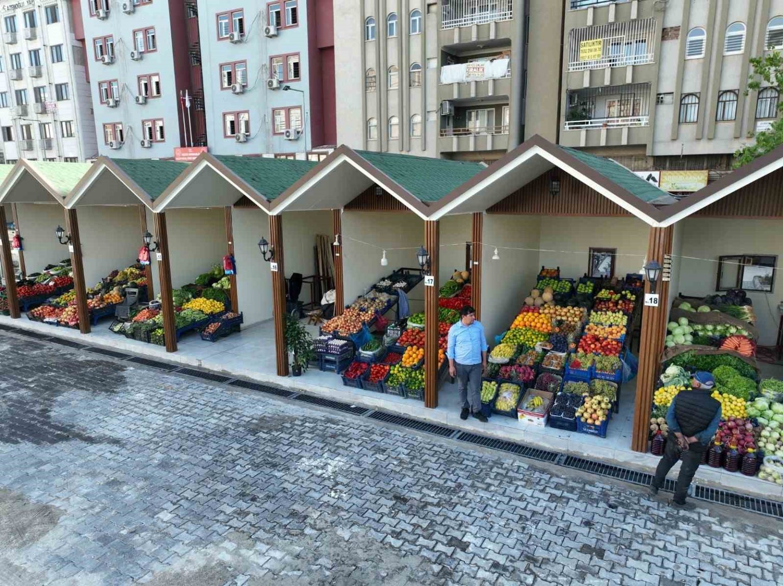 sanliurfada-goruntu-kirliligi-olusturan-pazarin-yerini-modern-pazar-aldi