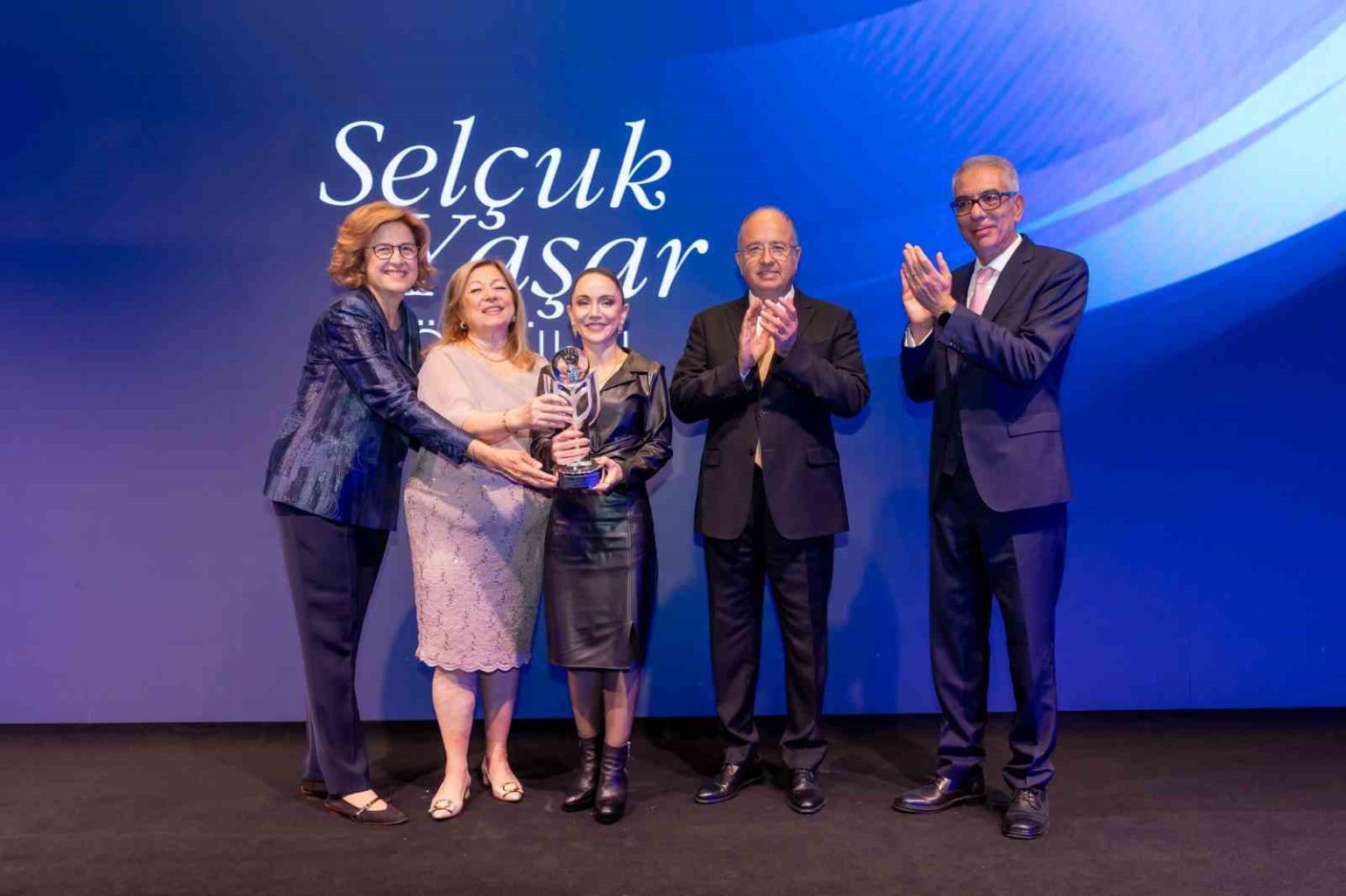 selcuk-yasar-odulu-prof-dr-elif-uysala