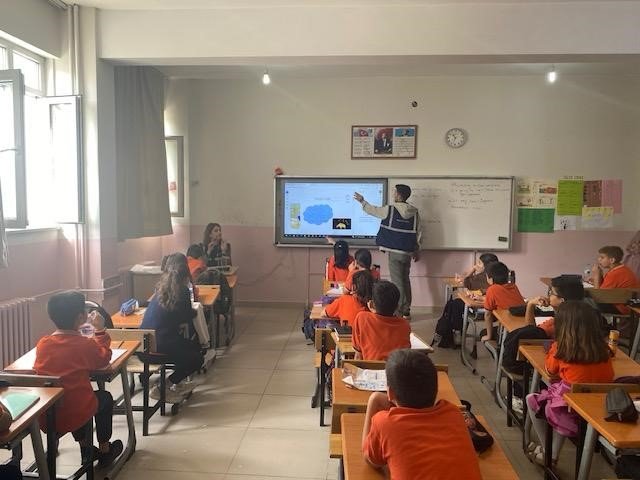 tuncelide-ogrencilere-kooperatifcilik-egitimi-verildi