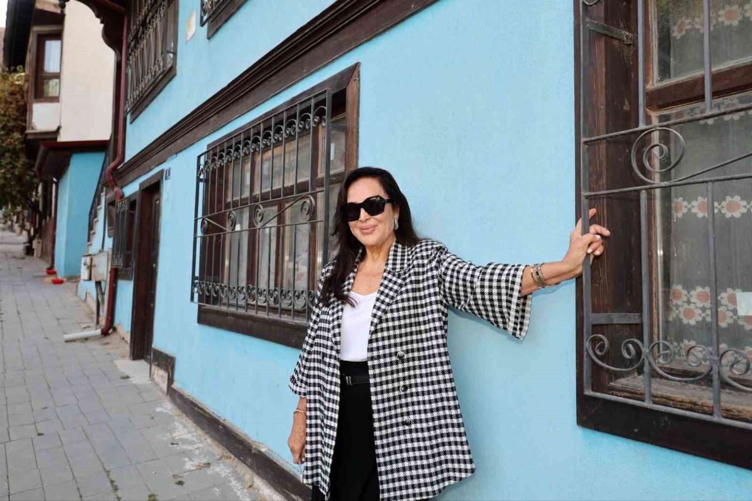 turk-sinemasinin-sultani-afyonkarahisari-gezdi