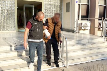 yaralandigi-kaza-bile-uyusturucu-satisi-yapmasina-engel-olmadi