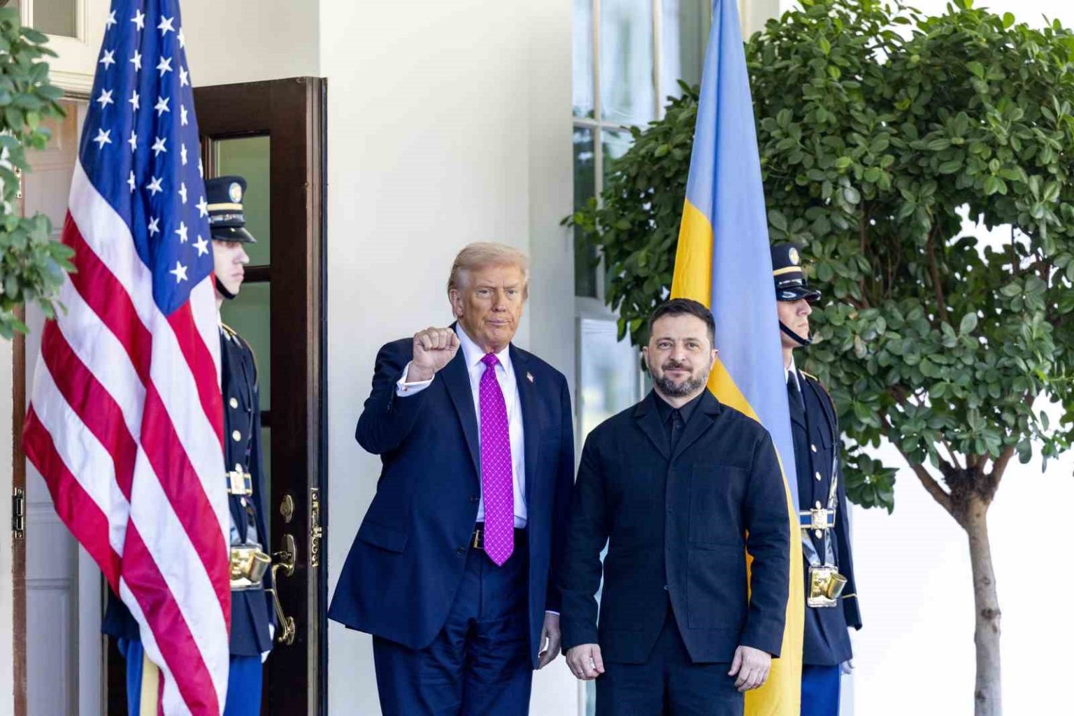 zelenskiy-trump-butun-dunyaya-orta-doguda-bir-baris-saglanabilecegini-gosterdi