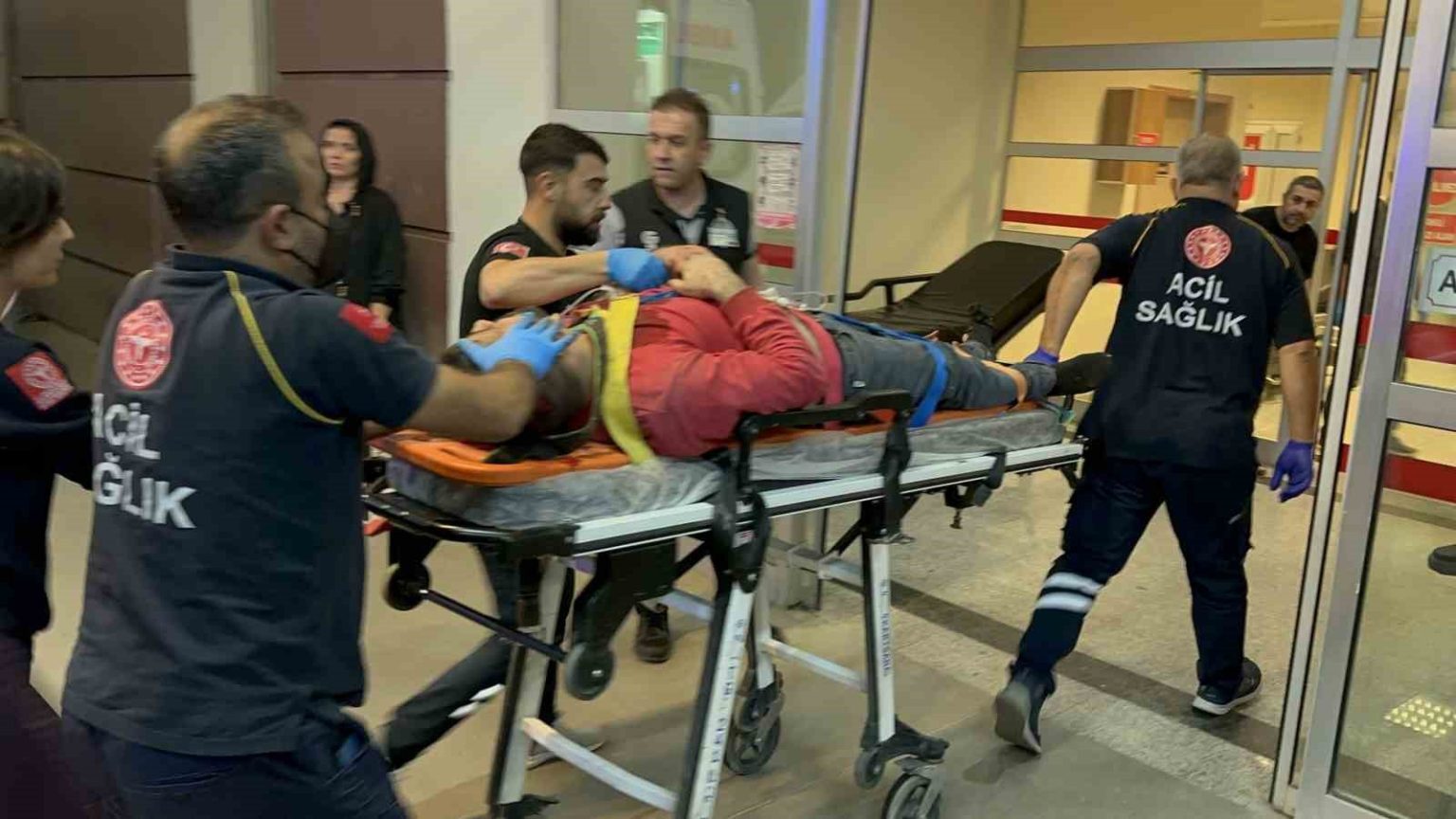 adiyamanda-otomobil-takla-atti-4-agir-yarali