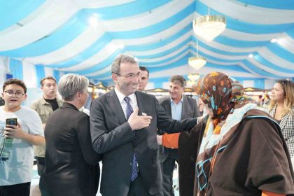 baskan-ahmet-cin-millete-ragmen-millete-karsi-durulmaz-bunun-ornegini-bugun-burada-goruyoruz