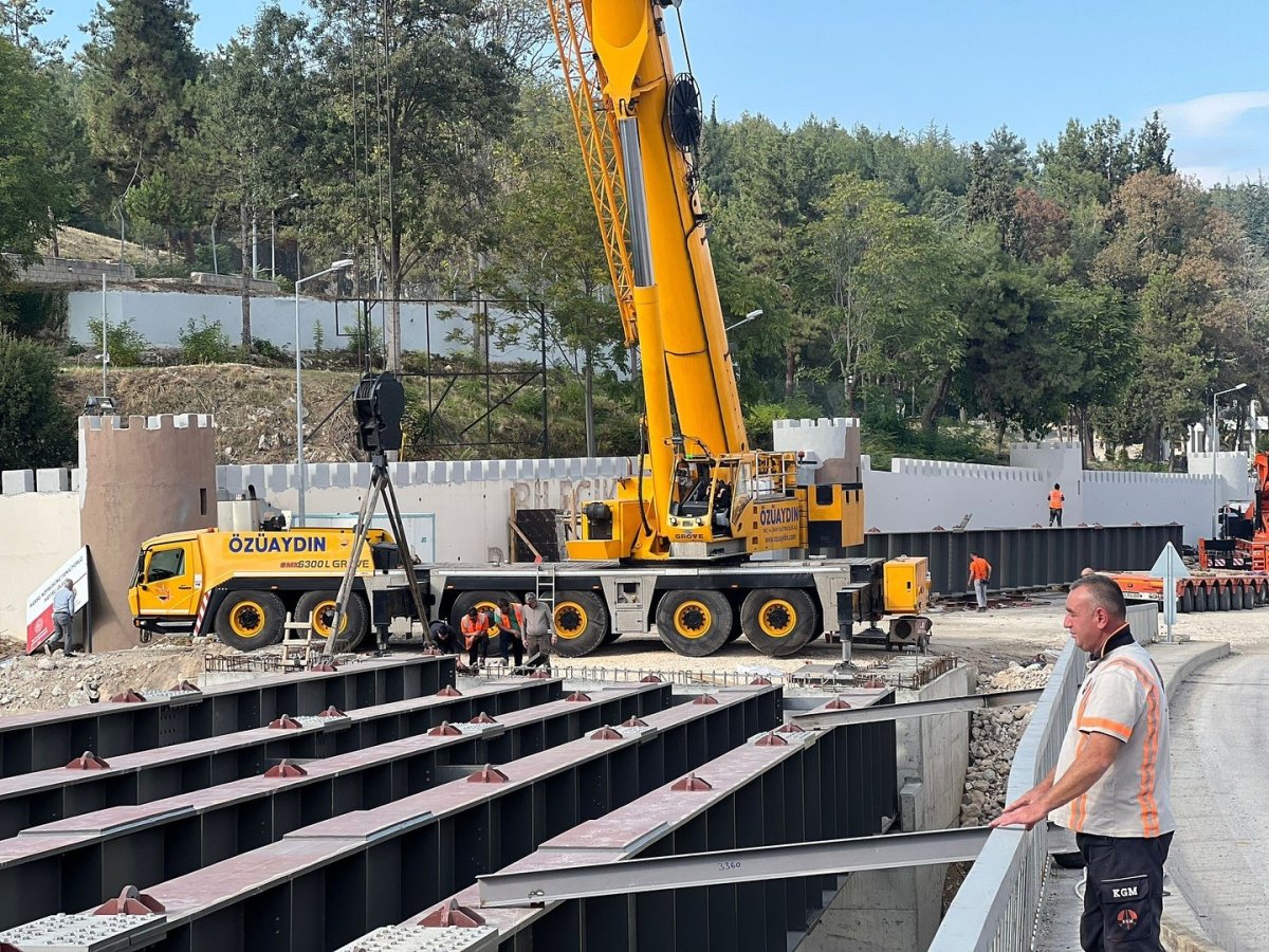 bilecikte-hamsu-koprusu-arac-trafigine-acildi