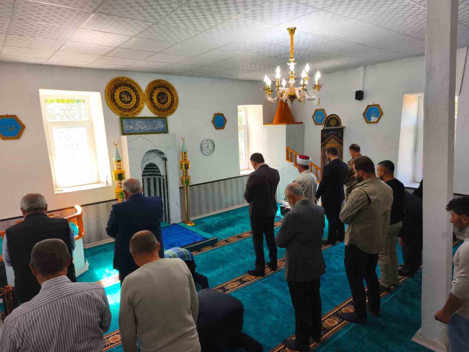 cemisgezekte-onarimi-tamamlanan-cami-yeniden-ibadete-acildi