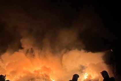 denizlide-bir-is-yeri-alev-alev-yandi