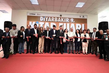 diyarbakir-9-kitap-fuari-acildi