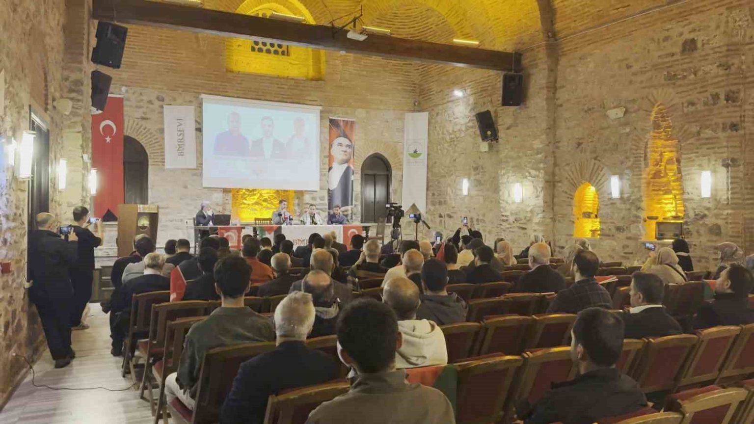 filistin-alimler-birligi-baskani-dr-takruri-eger-o-temiz-topragi-zalimlerin-elinden-kurtarmak-istiyorsak-hepimizin-gorevi-mucadele-etmektir