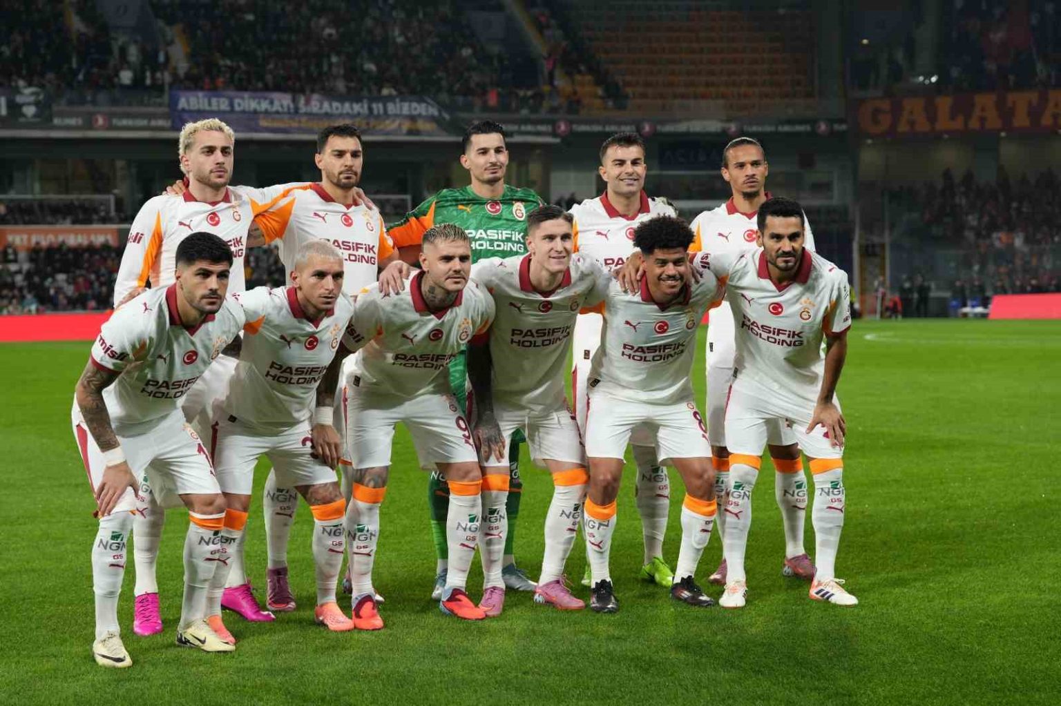 galatasarayda-6-degisiklik