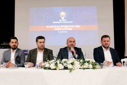 gurhan-albayrak-mahalle-baskanlariyla-istisarelerde-bulundu