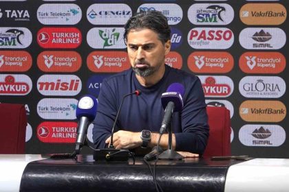 ilhan-palut-oyuncularim-mucadelelerinin-karsiligini-alamadiklari-icin-daha-cok-uzuluyorum