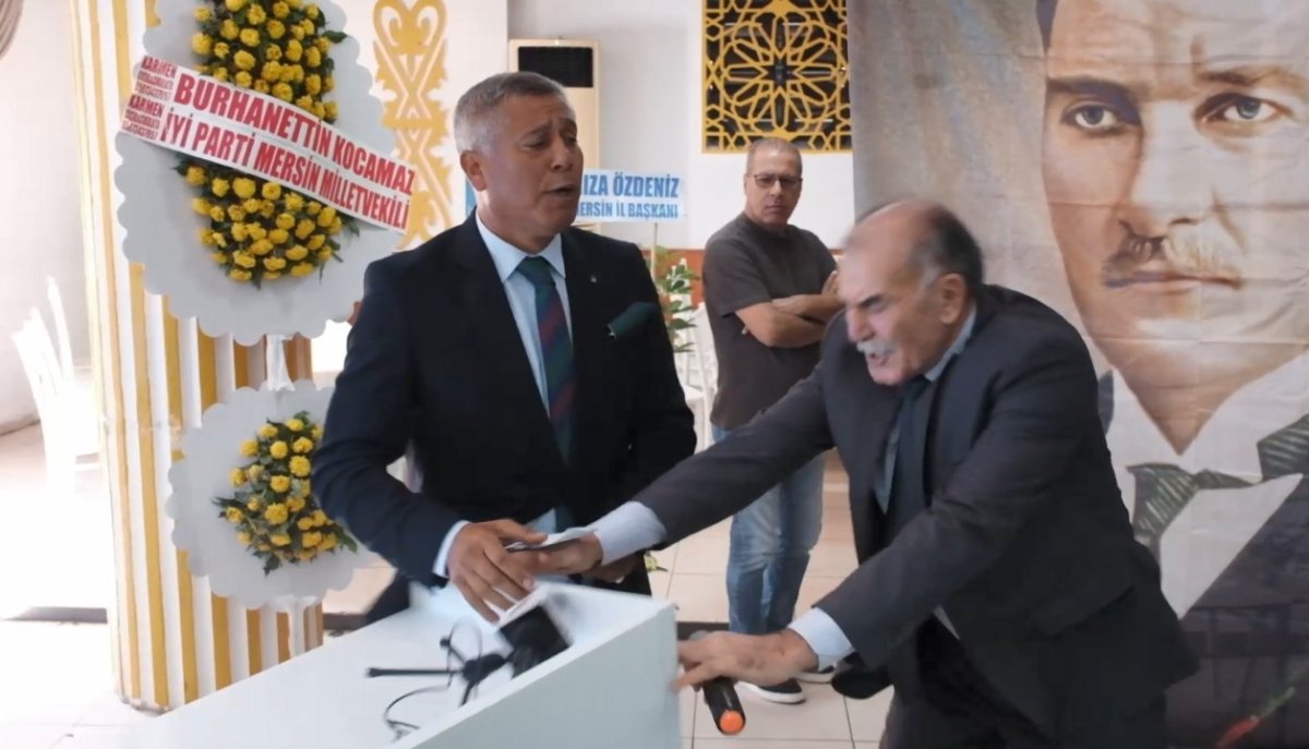 iyi-parti-kongresinde-gergin-anlar-kursuyu-bile-devirdiler