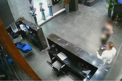 izmirde-dijital-fuhus-agina-operasyon-4-tutuklama