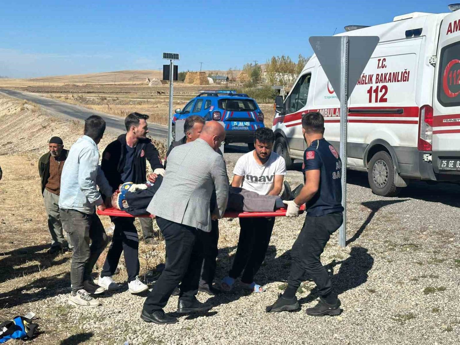 karayazida-trafik-kazasi-1-yarali