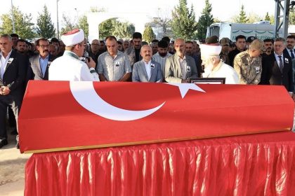 kazada-hayatini-kaybeden-uzman-cavus-son-yolculuguna-ugurlandi