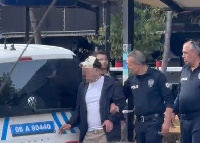 kendisini-polis-olarak-tanitip-saldirgan-tavirlar-sergileyen-alkollu-sahis-gozaltina-alindi