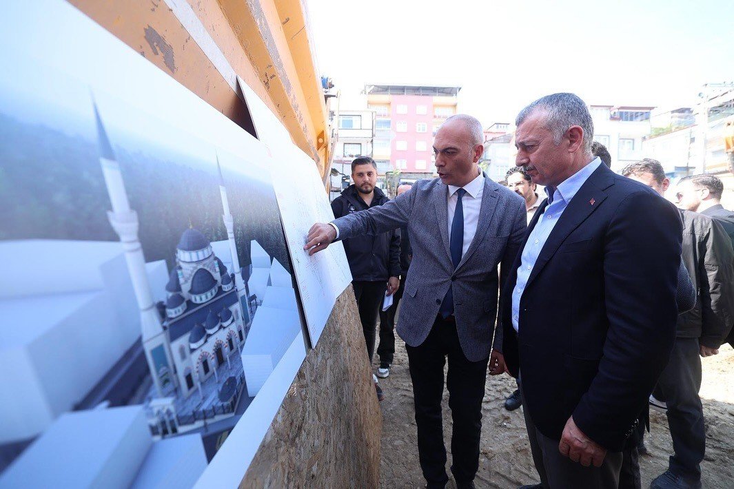 kurucesme-merkez-camii-bin-91-kisilik-olacak