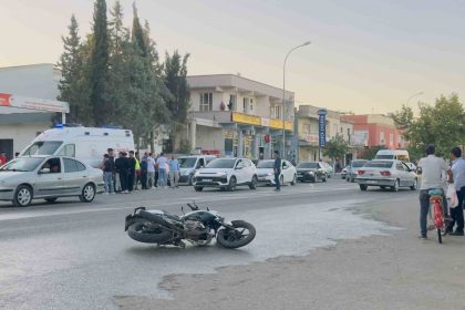 sanliurfada-otomobil-ile-motosiklet-carpisti-1-yarali