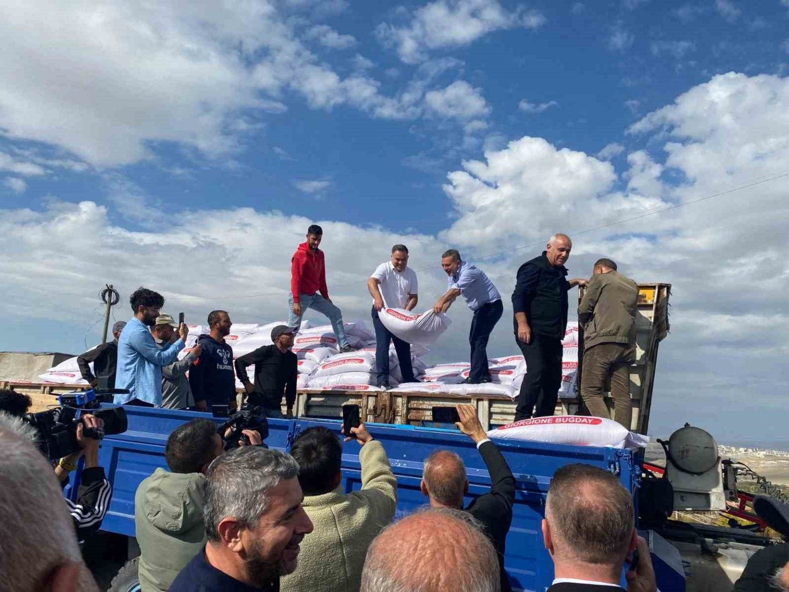 sincan-belediyesinden-ciftcilere-yuzde-75-hibe-destekli-tohum-yardimi