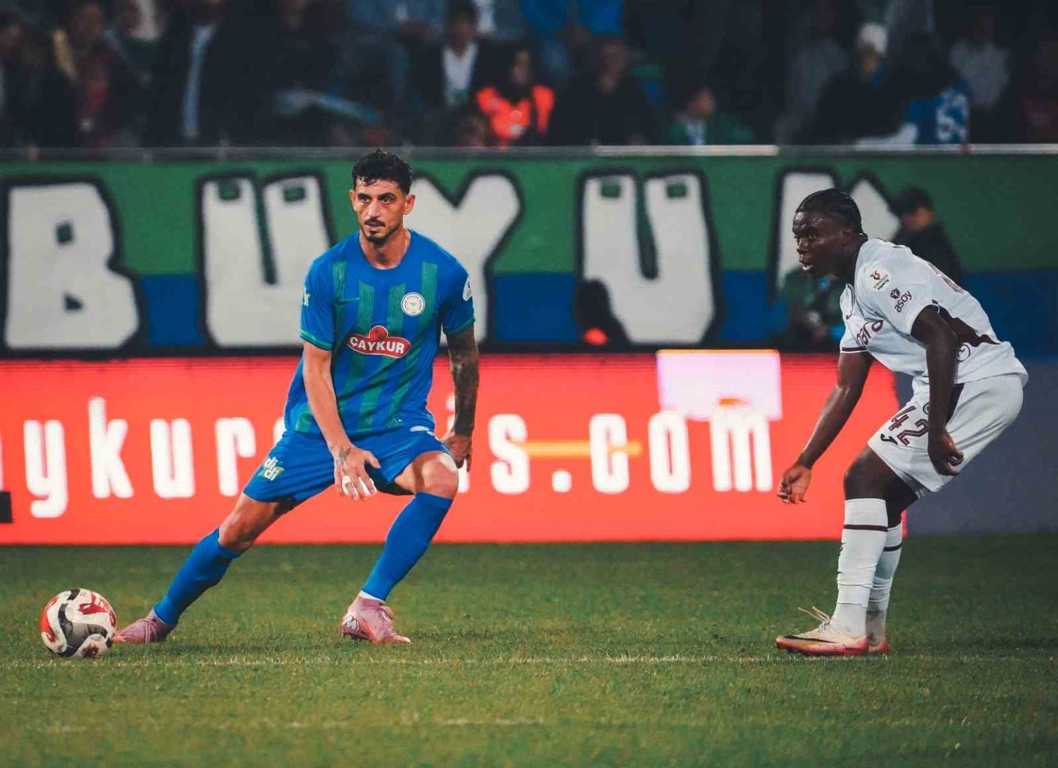 trendyol-super-lig-caykur-rizespor-1-trabzonspor-2-mac-sonucu