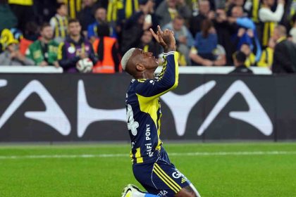 anderson-talisca-ligdeki-3-golunu-atti