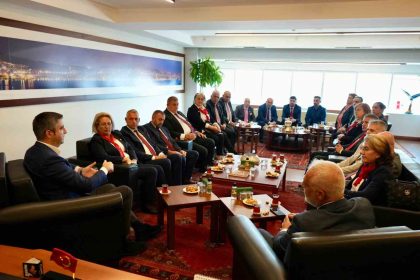 baskan-yuksel-kartalin-sorunlarina-muhtarlar-ile-birlikte-cozum-uretiyoruz