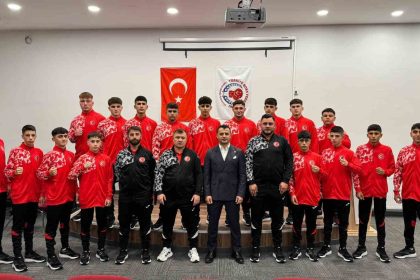 bilecikten-avrupa-boks-arenasina-tarihi-gorev